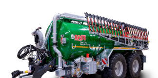 Бочка BRIRI 16м3 для гною з системою внесення Vogelsang BlackBird